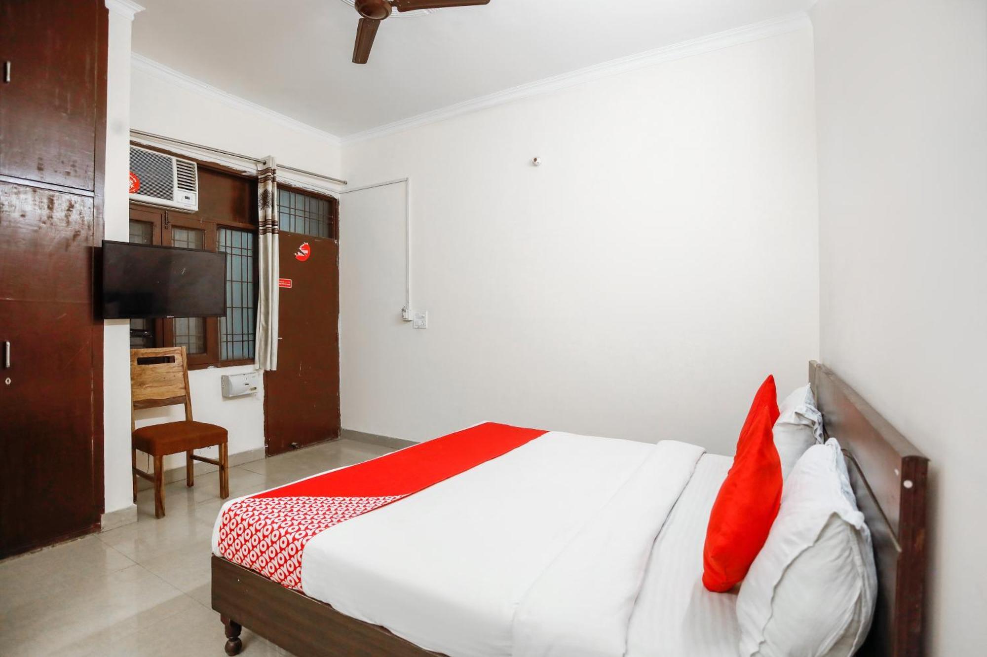 OYO 71053 Av Residency Otel Noida Dış mekan fotoğraf